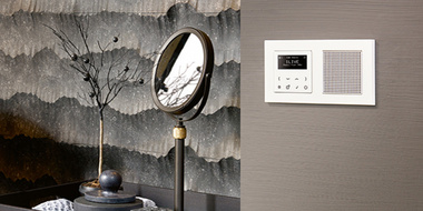 JUNG Smart Radio DAB+ bei hns Elektrotechnik GmbH in Rheinstetten